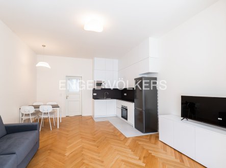 Pronájem bytu, 3+kk, 75 m²