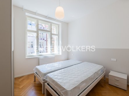 Pronájem bytu, 3+kk, 75 m²