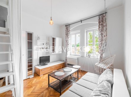 Pronájem bytu, 2+kk, 36 m²