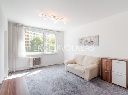 Pronájem bytu, 1+kk, 30 m²