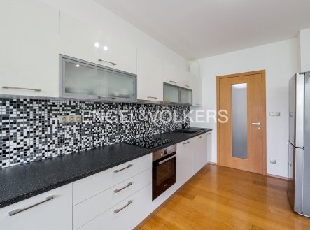 Pronájem bytu, 2+kk, 50 m²