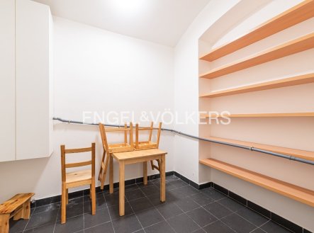 Pronájem bytu, 2+1, 71 m²