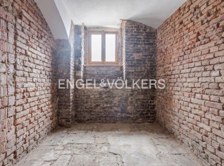 Pronájem komerčního objektu, sklad, 115 m²