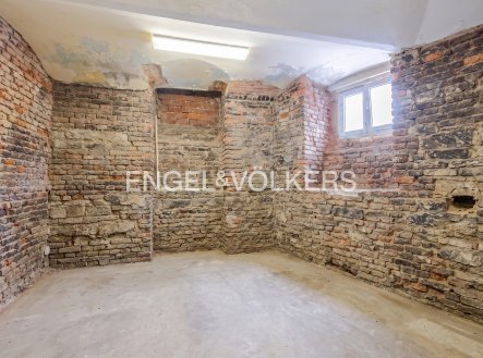 Pronájem komerčního objektu, sklad, 115 m²