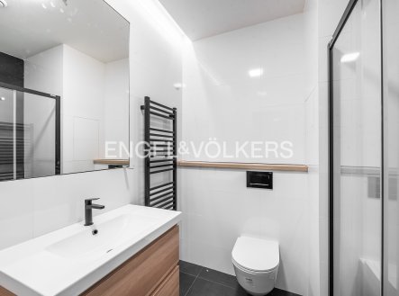 Pronájem bytu, 1+kk, 34 m²