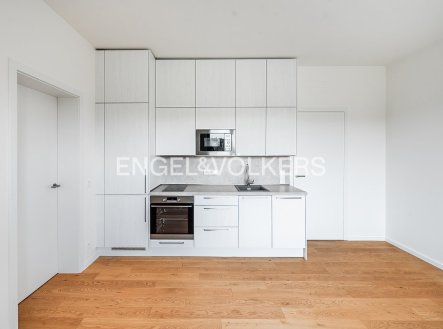Pronájem bytu, 2+kk, 38 m²