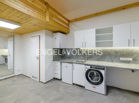 Pronájem bytu, 1+kk, 18 m²