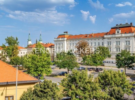 Pronájem bytu, 1+kk, 38 m²