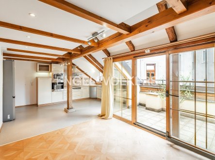 Pronájem bytu, 4+kk, 221 m²