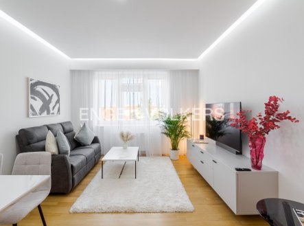 Pronájem bytu, 2+1, 55 m²