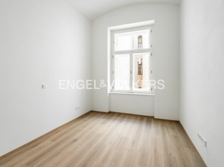 Pronájem bytu, 3+kk, 69 m²