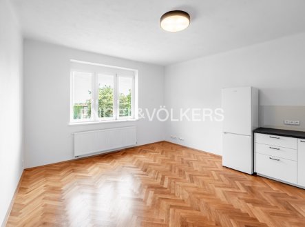 Pronájem bytu, 3+kk, 82 m²