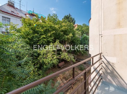 Pronájem bytu, 3+kk, 82 m²