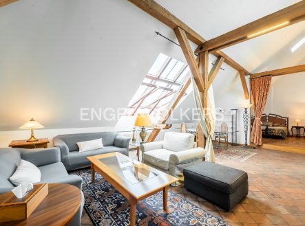 Pronájem bytu, 1+kk, 169 m²