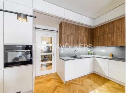 Pronájem bytu, 2+kk, 43 m²
