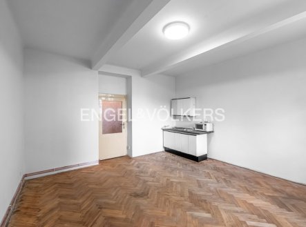 Pronájem bytu, 1+kk, 30 m²