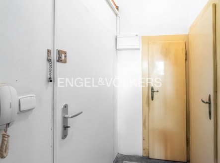 Pronájem bytu, 1+kk, 30 m²