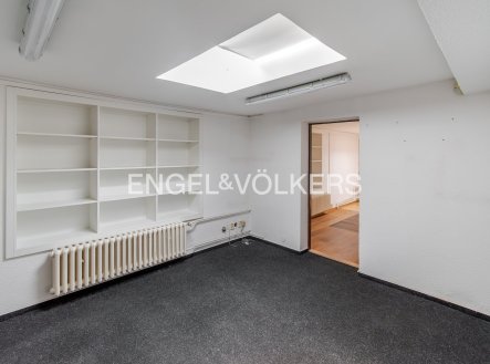 Pronájem kanceláře, 36 m²