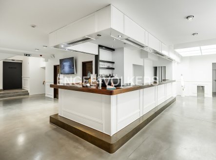 Pronájem komerčního objektu, jiný, 775 m²