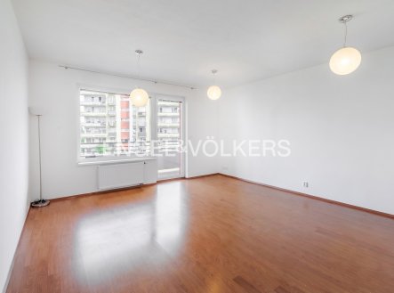 Pronájem bytu, 1+kk, 39 m²