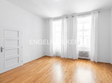 Pronájem bytu, 4+kk, 115 m²