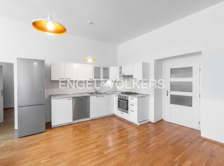 Pronájem bytu, 4+kk, 115 m²