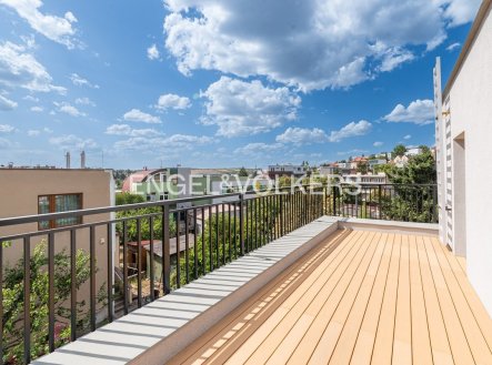 Pronájem domu/vily, 175 m²