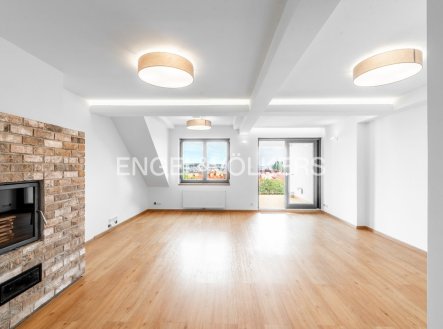 Pronájem bytu, 3+kk, 144 m²