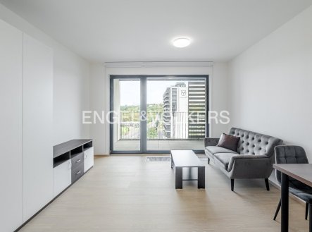 Pronájem bytu, 1+kk, 32 m²