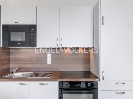 Pronájem bytu, 1+kk, 32 m²