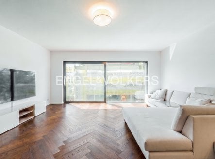 Pronájem bytu, 2+kk, 82 m²