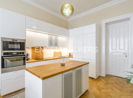Pronájem bytu, 3+1, 107 m²