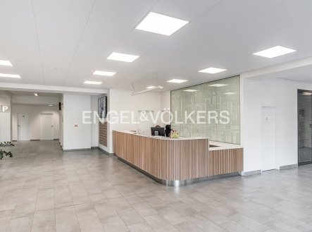 Pronájem kanceláře, 89 m²