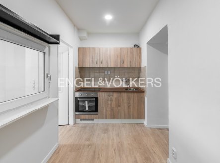 Pronájem bytu, 2+1, 53 m²