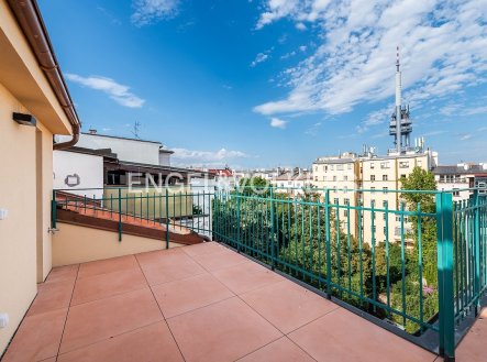 Pronájem bytu, 4+kk, 118 m²