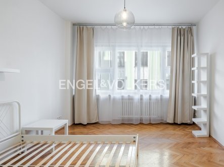 Pronájem bytu, 3+1, 135 m²