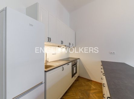 Pronájem bytu, 3+kk, 88 m²