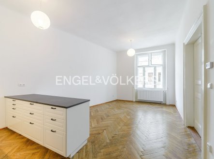 Pronájem bytu, 3+kk, 88 m²