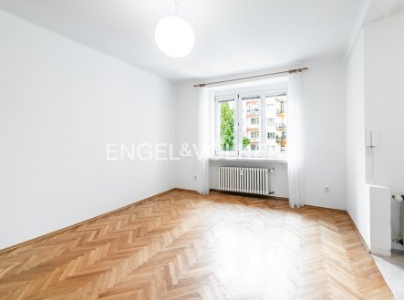 Pronájem bytu, 1+kk, 35 m²