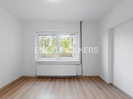 Pronájem kanceláře, 60 m²