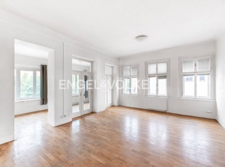 Pronájem bytu, atypický, 183 m²