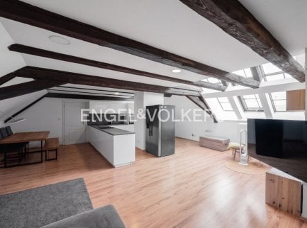 Pronájem bytu, 3+kk, 150 m²