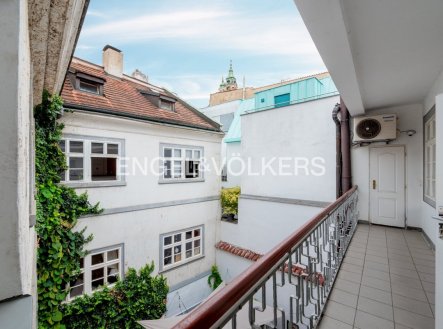 Pronájem bytu, 5+1, 180 m²