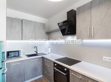 Pronájem bytu, 2+kk, 59 m²