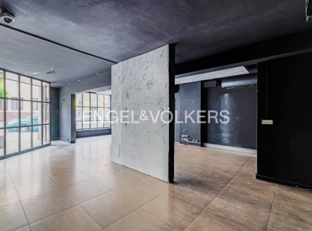 Pronájem obchodní prostory, 57 m²