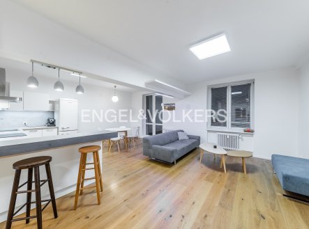 Pronájem bytu, 3+kk, 96 m²