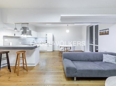 Pronájem bytu, 3+kk, 96 m²