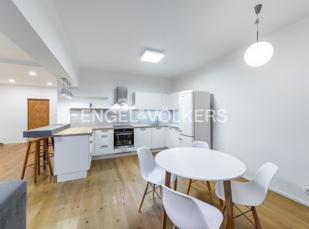Pronájem bytu, 3+kk, 96 m²