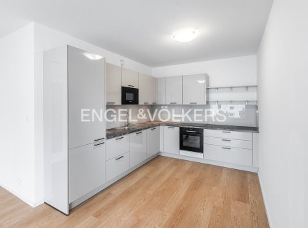 Pronájem bytu, 2+kk, 56 m²