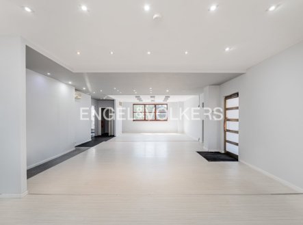 Pronájem obchodní prostory, 155 m²